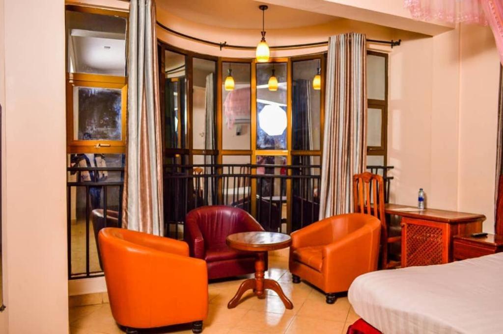 Grace Land Hotel Arusha Ngoại thất bức ảnh