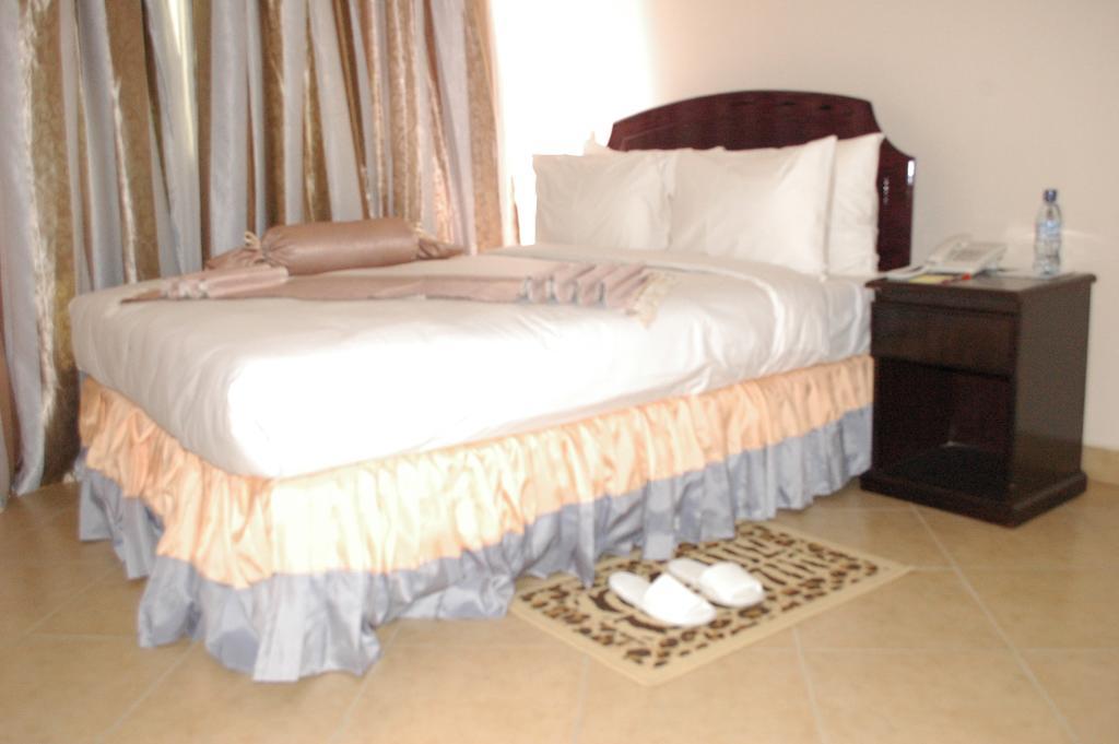 Grace Land Hotel Arusha Phòng bức ảnh
